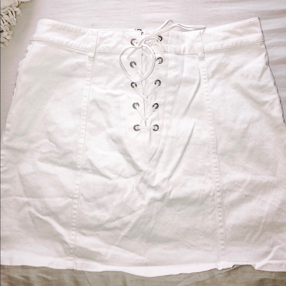 White lace up mini skirt